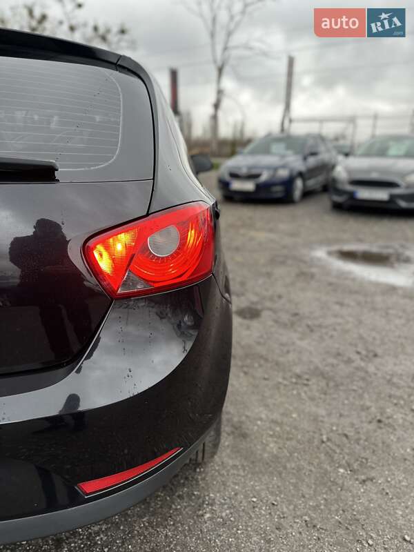Хэтчбек SEAT Ibiza 2008 в Белогородке