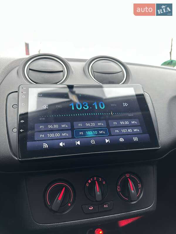 Хэтчбек SEAT Ibiza 2008 в Белогородке