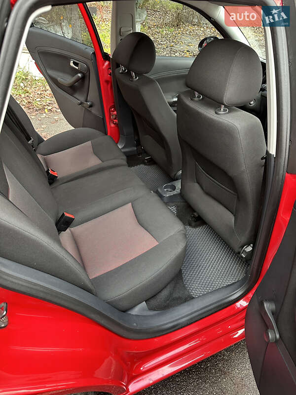 Хэтчбек SEAT Ibiza 2008 в Киеве