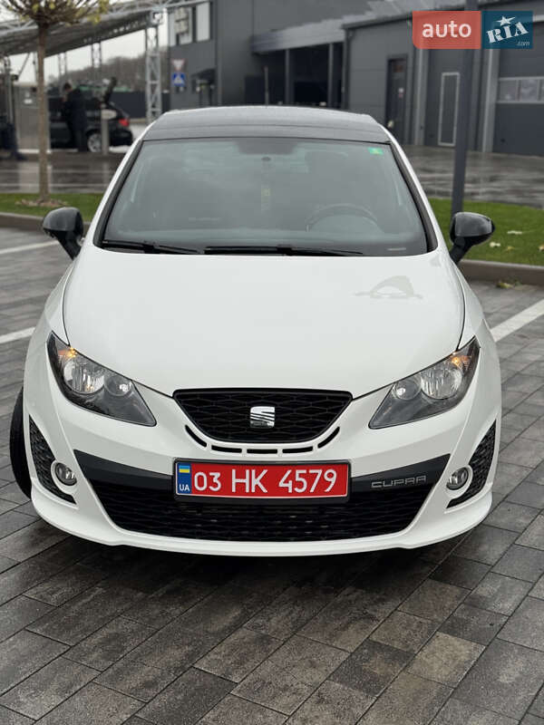 Хэтчбек SEAT Ibiza 2011 в Луцке фото 4 Хэтчбек SEAT Ibiza 2011 в Луцке