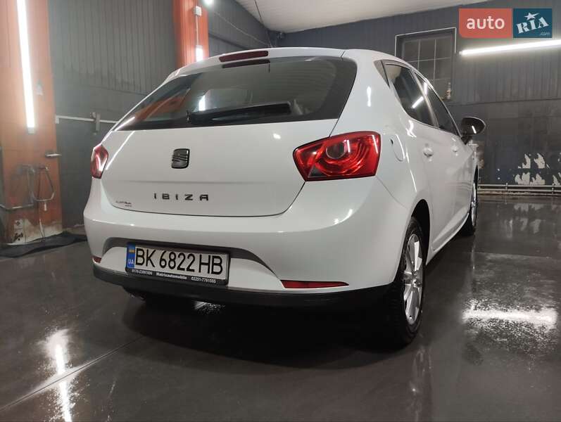 Хэтчбек SEAT Ibiza 2011 в Ровно фото 3 Хэтчбек SEAT Ibiza 2011 в Ровно