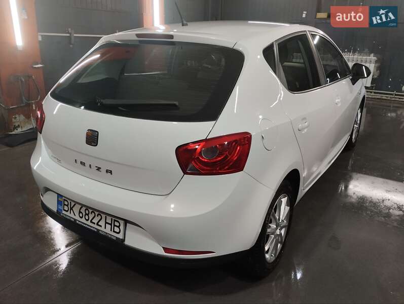 Хэтчбек SEAT Ibiza 2011 в Ровно фото 8 Хэтчбек SEAT Ibiza 2011 в Ровно