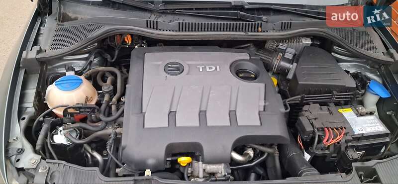 Хетчбек SEAT Ibiza 2015 в Києві