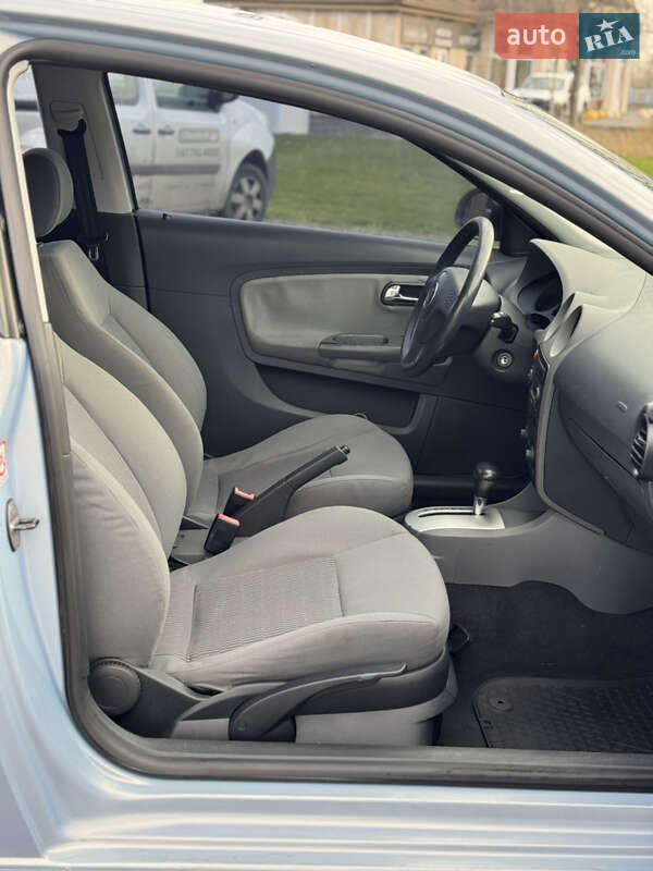 Хэтчбек SEAT Ibiza 2003 в Днепре фото 9 Хэтчбек SEAT Ibiza 2003 в Днепре