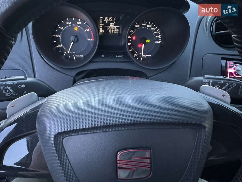 Хетчбек SEAT Ibiza 2011 в Луцьку