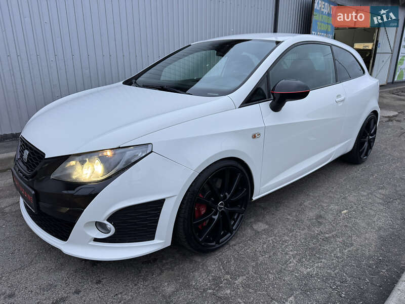 Хэтчбек SEAT Ibiza 2010 в Киеве фото 2 Хэтчбек SEAT Ibiza 2010 в Киеве