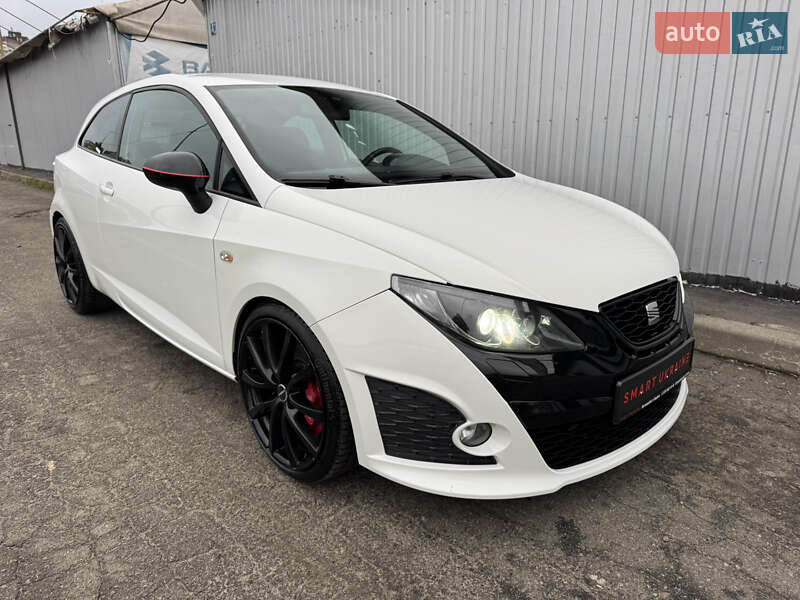 Хэтчбек SEAT Ibiza 2010 в Киеве фото 11 Хэтчбек SEAT Ibiza 2010 в Киеве