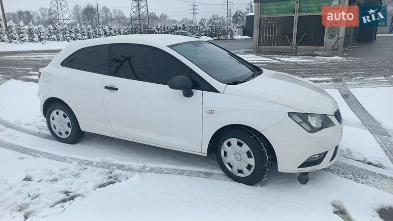Хетчбек SEAT Ibiza 2015 в Підрясне