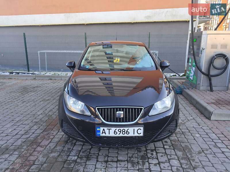 Хетчбек SEAT Ibiza 2010 в Івано-Франківську фото 3 Хетчбек SEAT Ibiza 2010 в Івано-Франківську