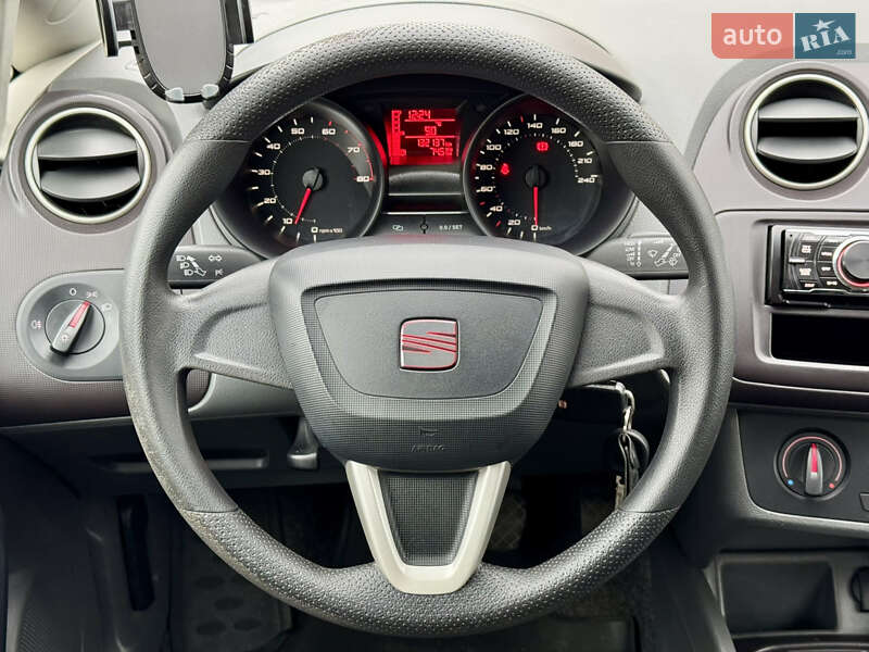 Хетчбек SEAT Ibiza 2011 в Києві