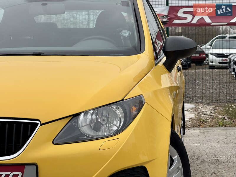 Хетчбек SEAT Ibiza 2011 в Києві