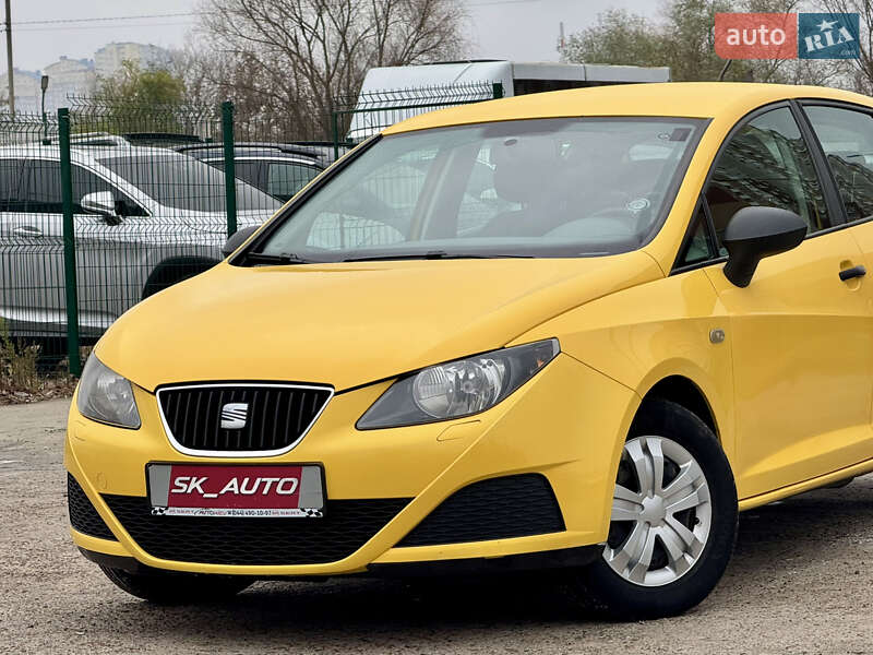 Хетчбек SEAT Ibiza 2011 в Києві