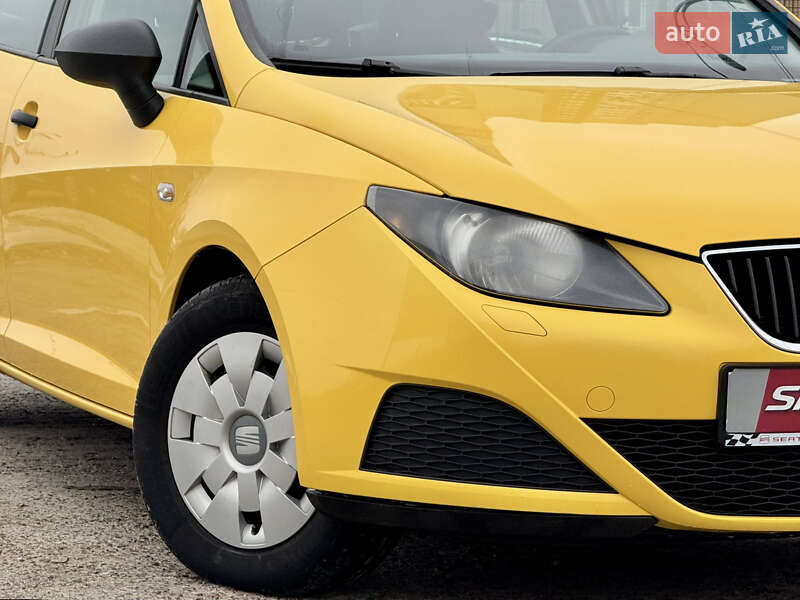 Хетчбек SEAT Ibiza 2011 в Києві