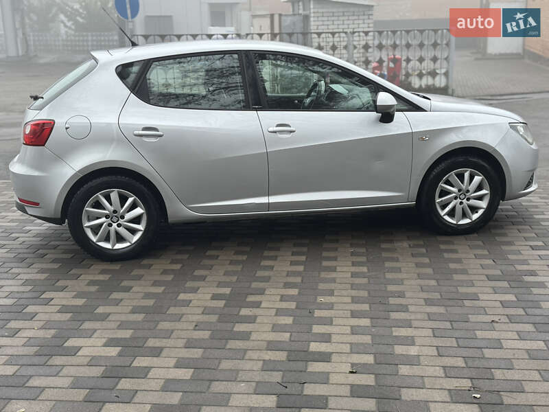 Хетчбек SEAT Ibiza 2015 в Лубнах фото 9 Хетчбек SEAT Ibiza 2015 в Лубнах