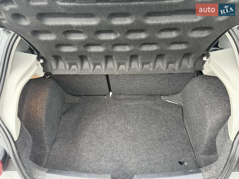 Хетчбек SEAT Ibiza 2015 в Лубнах фото 33 Хетчбек SEAT Ibiza 2015 в Лубнах