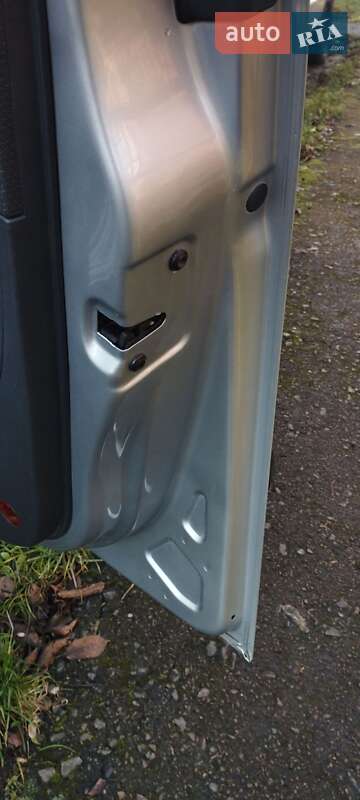 Хэтчбек SEAT Ibiza 2008 в Сарнах фото 33 Хэтчбек SEAT Ibiza 2008 в Сарнах