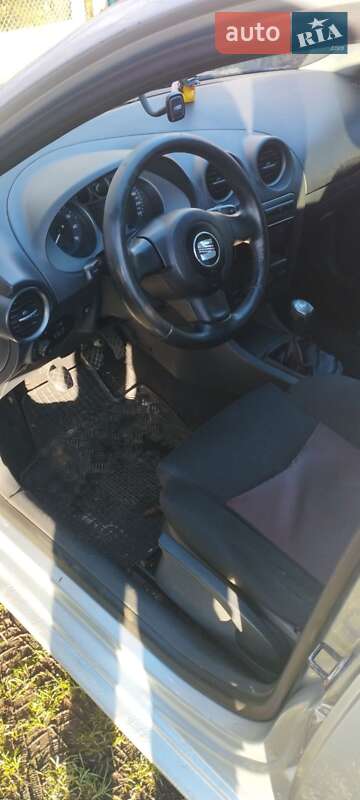 Хэтчбек SEAT Ibiza 2008 в Сарнах фото 36 Хэтчбек SEAT Ibiza 2008 в Сарнах
