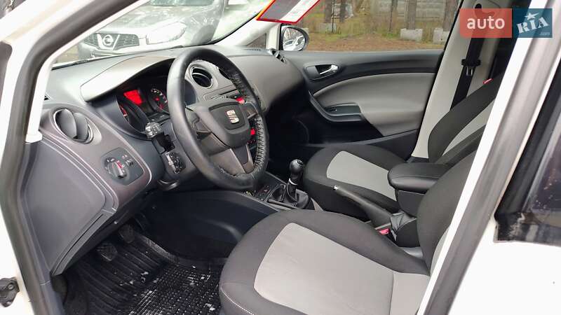 Универсал SEAT Ibiza 2012 в Киеве