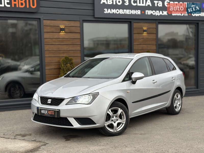 Хэтчбек SEAT Ibiza 2013 в Шептицькому