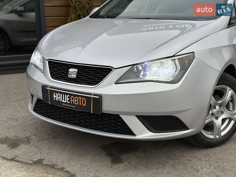 Хэтчбек SEAT Ibiza 2013 в Шептицькому