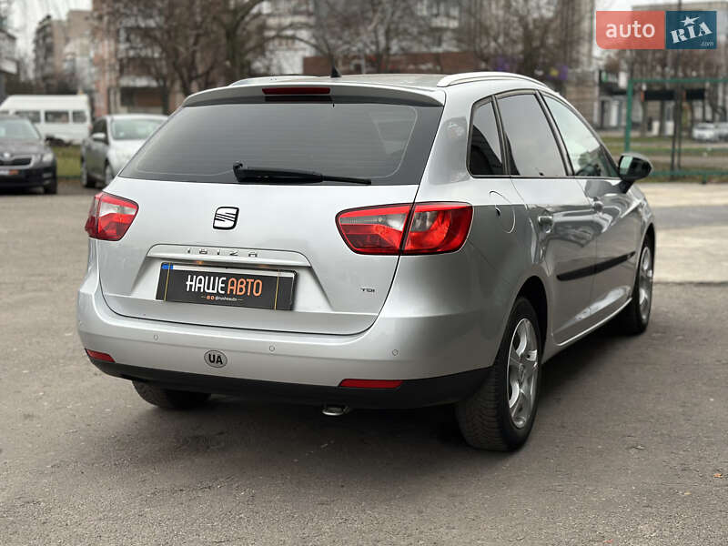 Хэтчбек SEAT Ibiza 2013 в Шептицькому