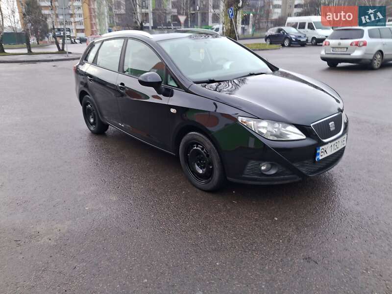Хетчбек SEAT Ibiza 2010 в Рівному