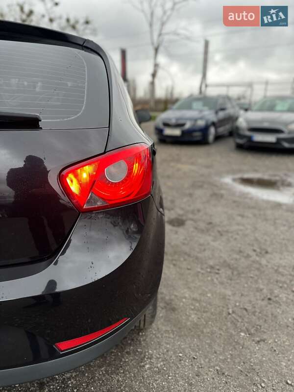 Хэтчбек SEAT Ibiza 2008 в Белогородке фото 11 Хэтчбек SEAT Ibiza 2008 в Белогородке