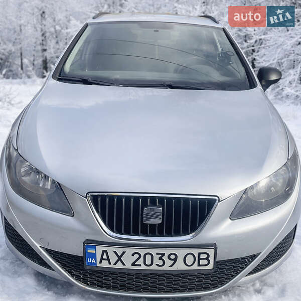 SEAT Ibiza 2011 SEAT Ibiza 2011