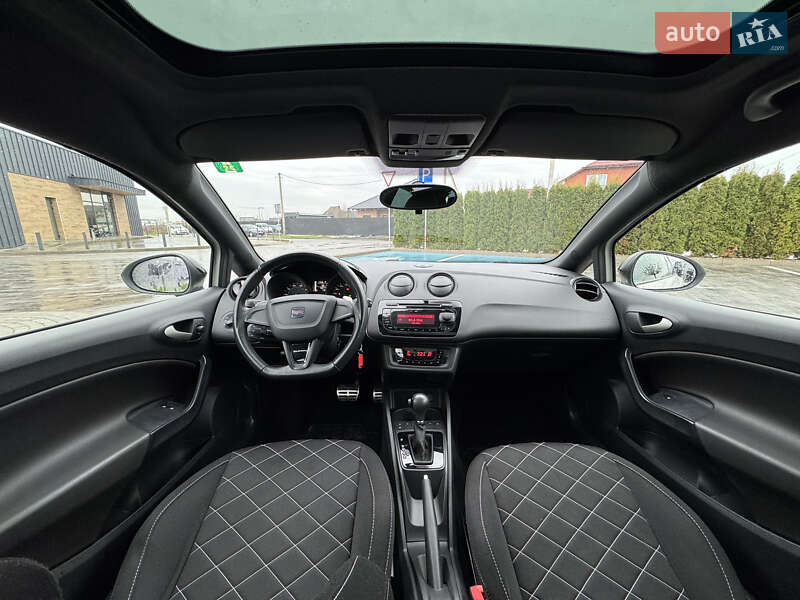 Хетчбек SEAT Ibiza 2011 в Луцьку