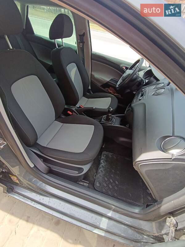 Хэтчбек SEAT Ibiza 2014 в Львове