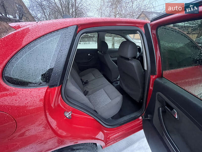 Хетчбек SEAT Ibiza 2005 в Харкові