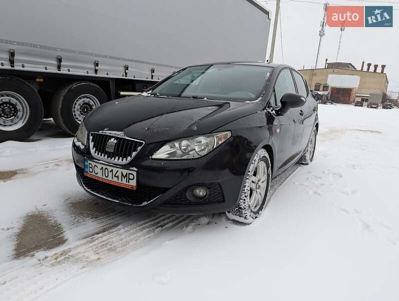 SEAT Ibiza 2010 SEAT Ibiza 2010