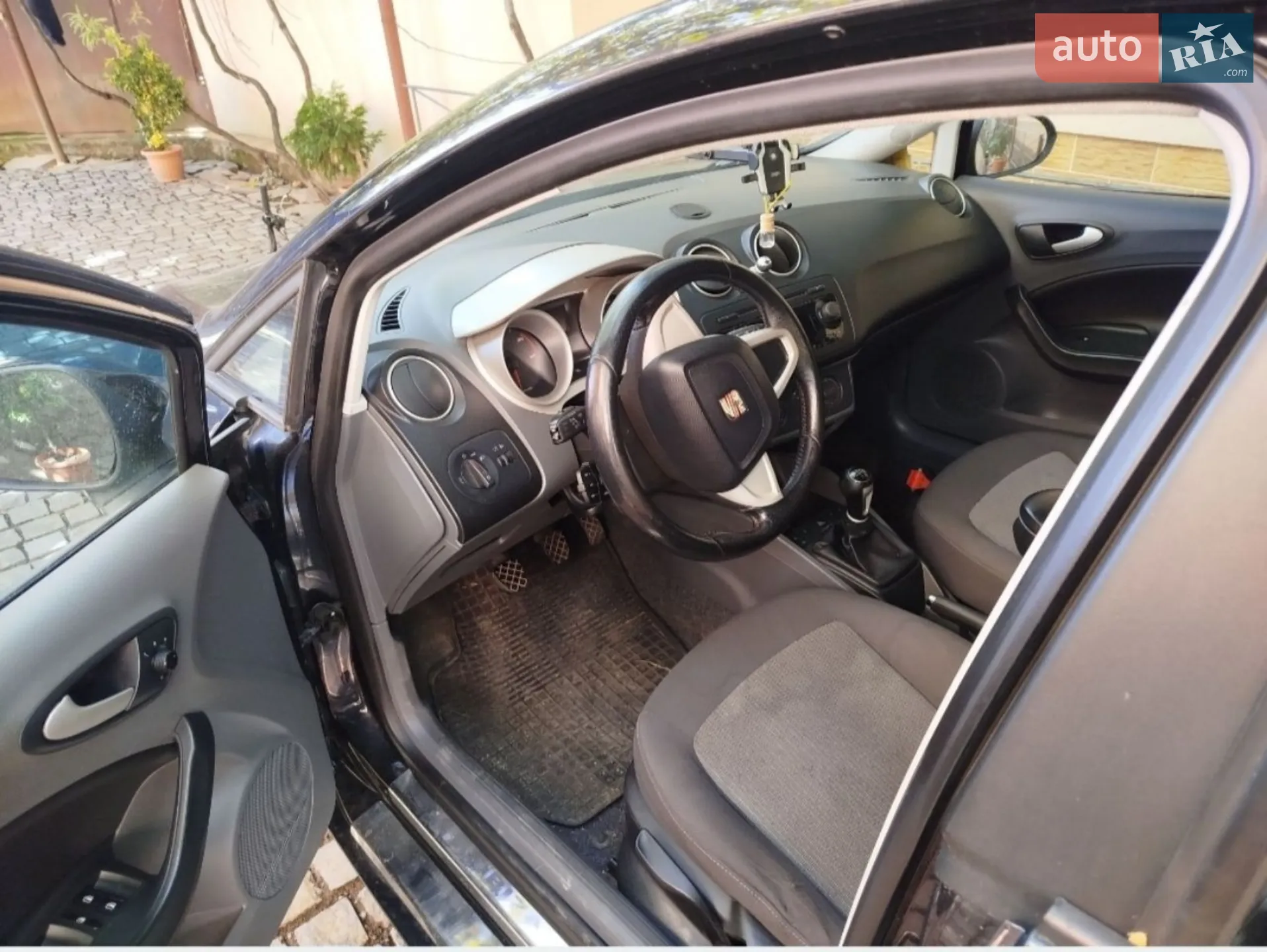 2011 SEAT Ibiza - мініатюра 6