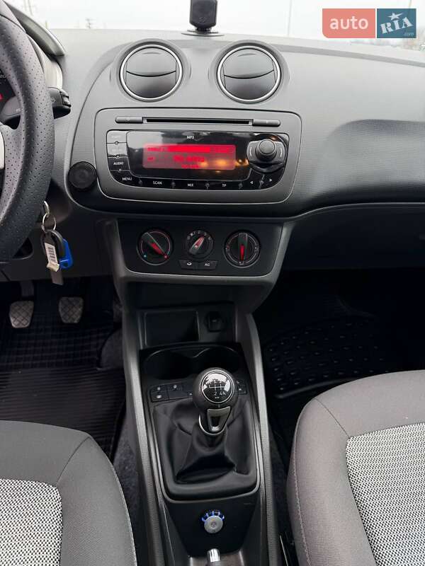 Хэтчбек SEAT Ibiza 2008 в Ровно