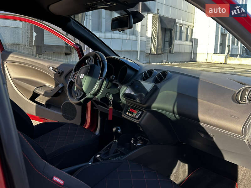 Хэтчбек SEAT Ibiza 2010 в Днепре