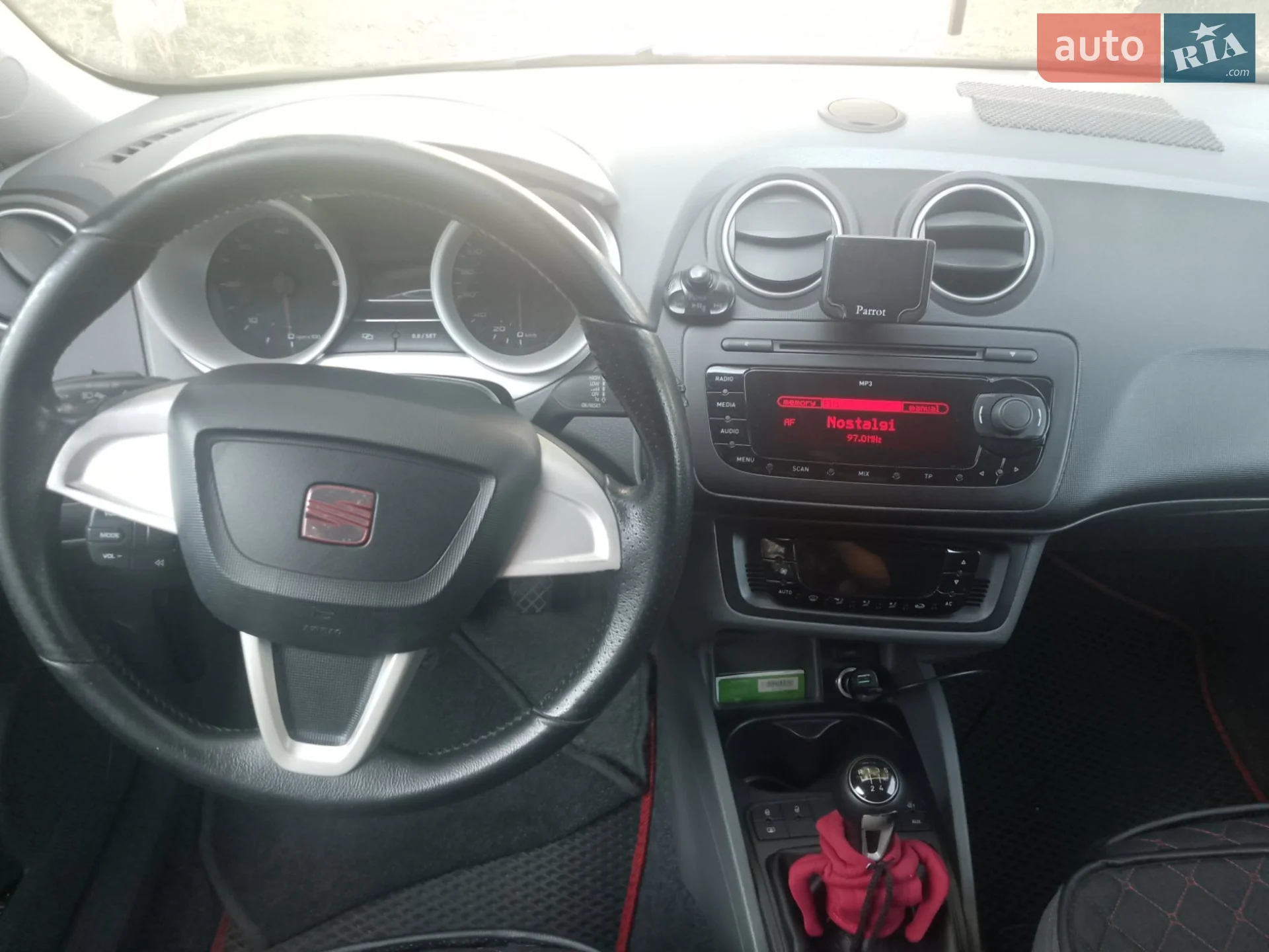 2011 SEAT Ibiza - мініатюра 8