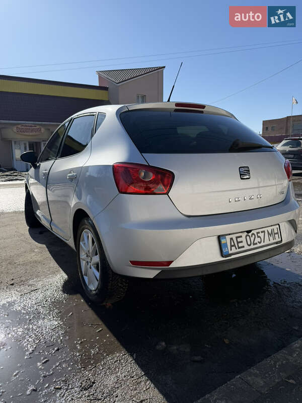 Хэтчбек SEAT Ibiza 2015 в Звягеле фото 4 Хэтчбек SEAT Ibiza 2015 в Звягеле