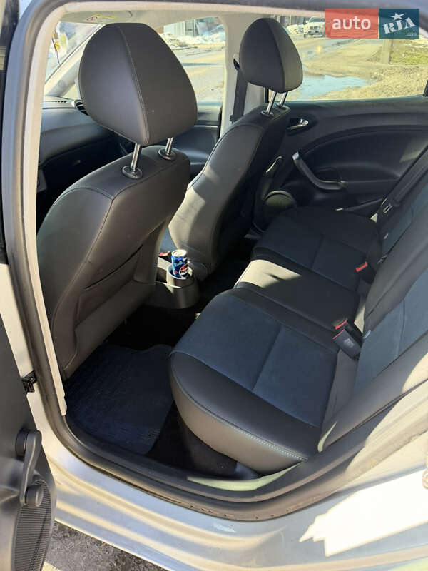 Хэтчбек SEAT Ibiza 2015 в Звягеле фото 7 Хэтчбек SEAT Ibiza 2015 в Звягеле