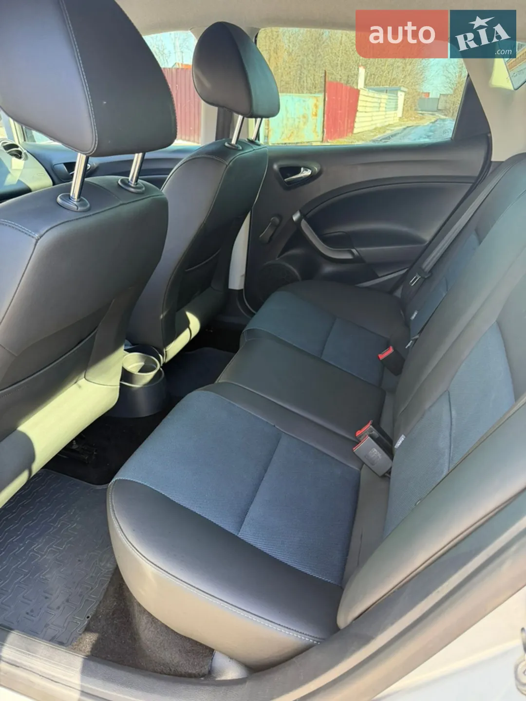 2015 SEAT Ibiza - мініатюра 5