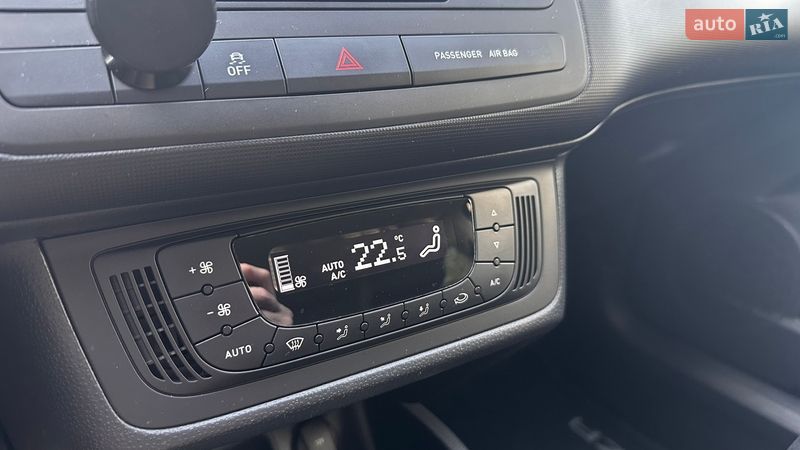 Хэтчбек SEAT Ibiza 2015 в Львове