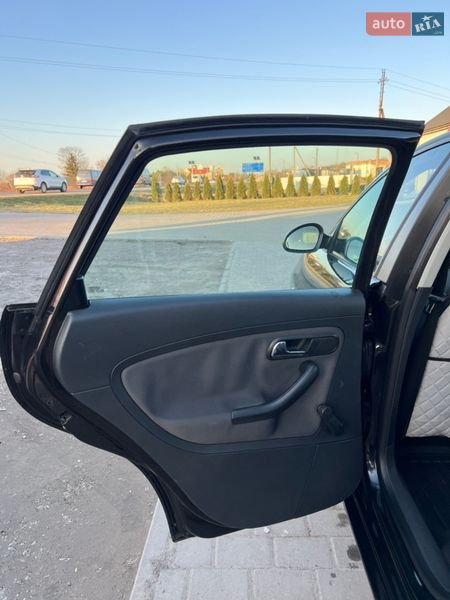 Хэтчбек SEAT Ibiza 2005 в Львове