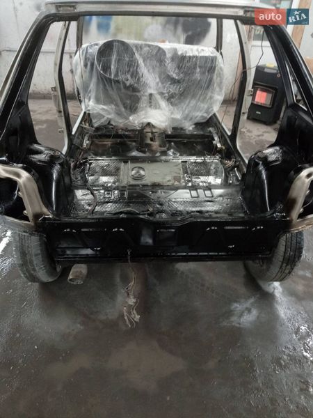 Хэтчбек SEAT Ibiza 1989 в Киеве