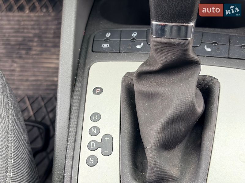 Хетчбек SEAT Ibiza 2010 в Стрию