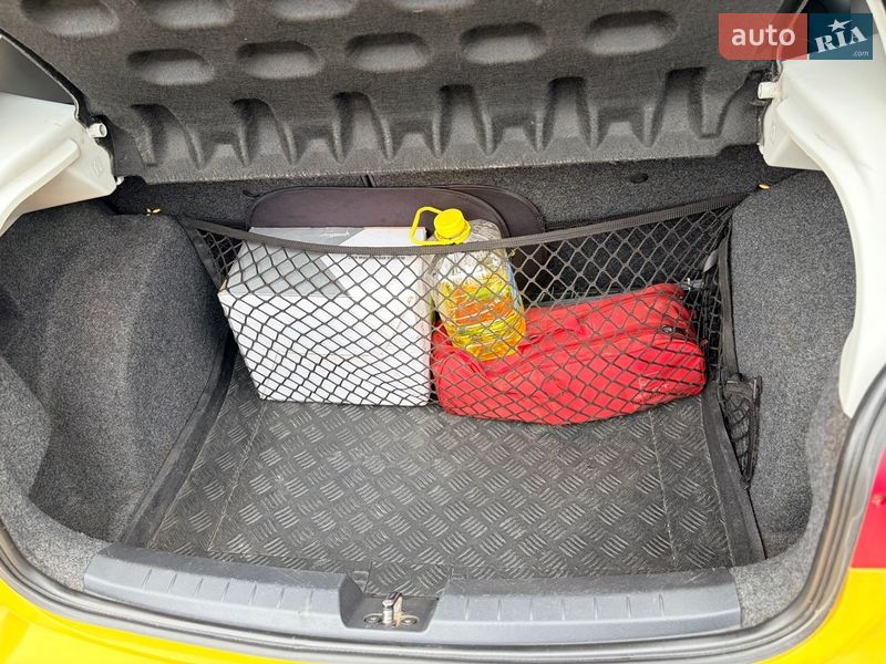 Хетчбек SEAT Ibiza 2010 в Стрию