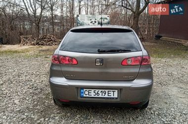 Хетчбек SEAT Ibiza 2004 в Чернівцях
