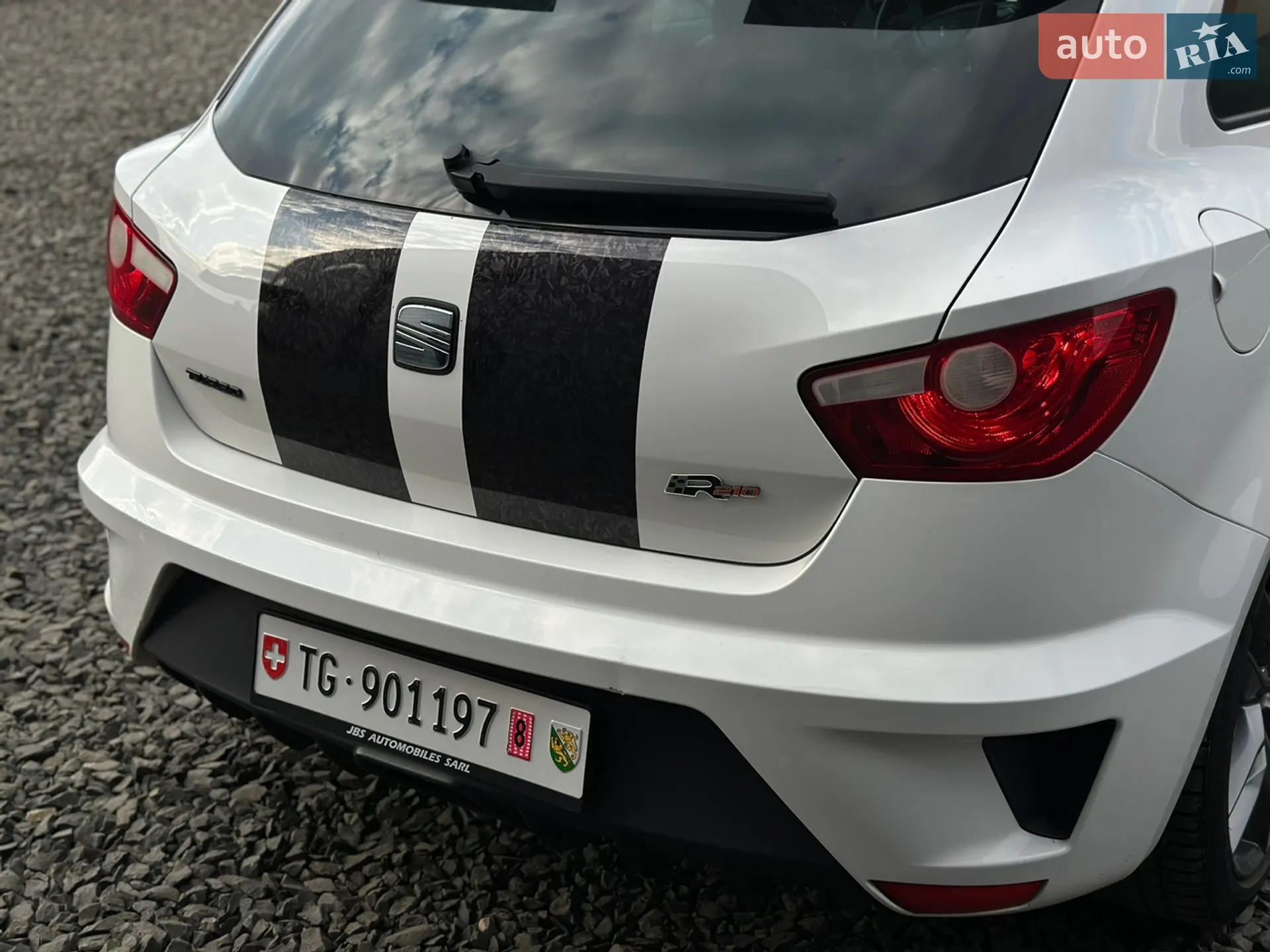 2011 SEAT Ibiza - мініатюра 5