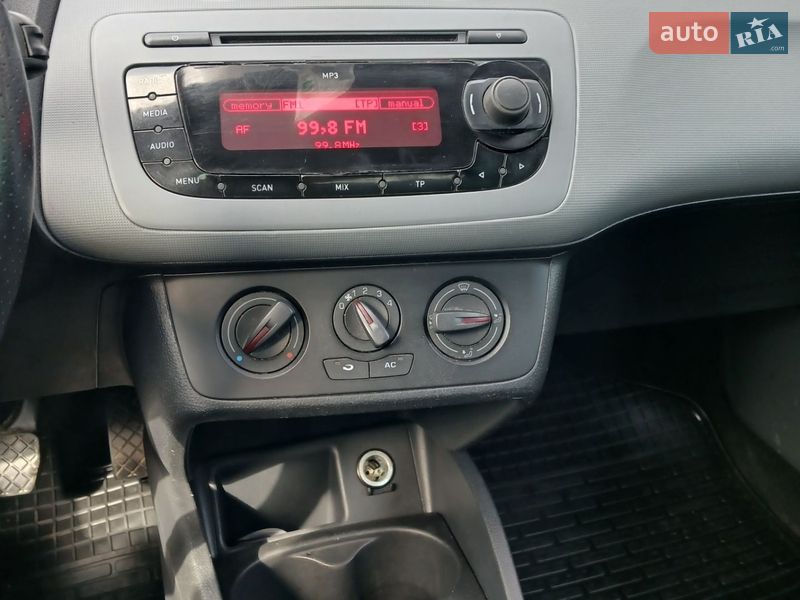 Хетчбек SEAT Ibiza 2008 в Вінниці