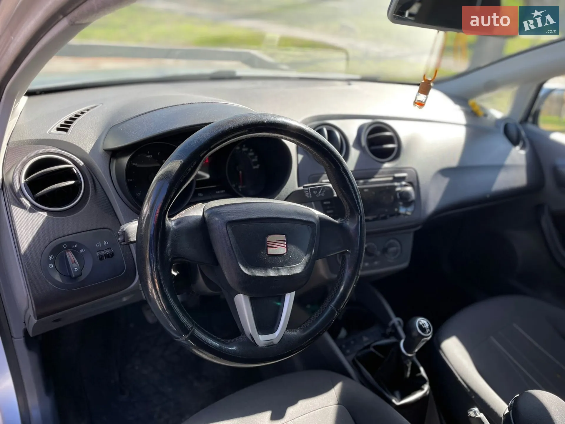 2011 SEAT Ibiza - мініатюра 17