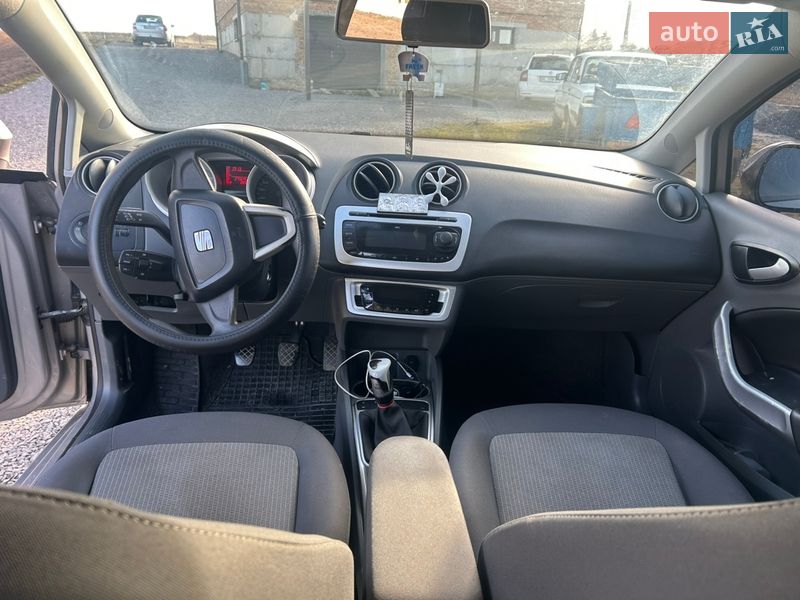 Универсал SEAT Ibiza 2010 в Львове фото 10 Универсал SEAT Ibiza 2010 в Львове