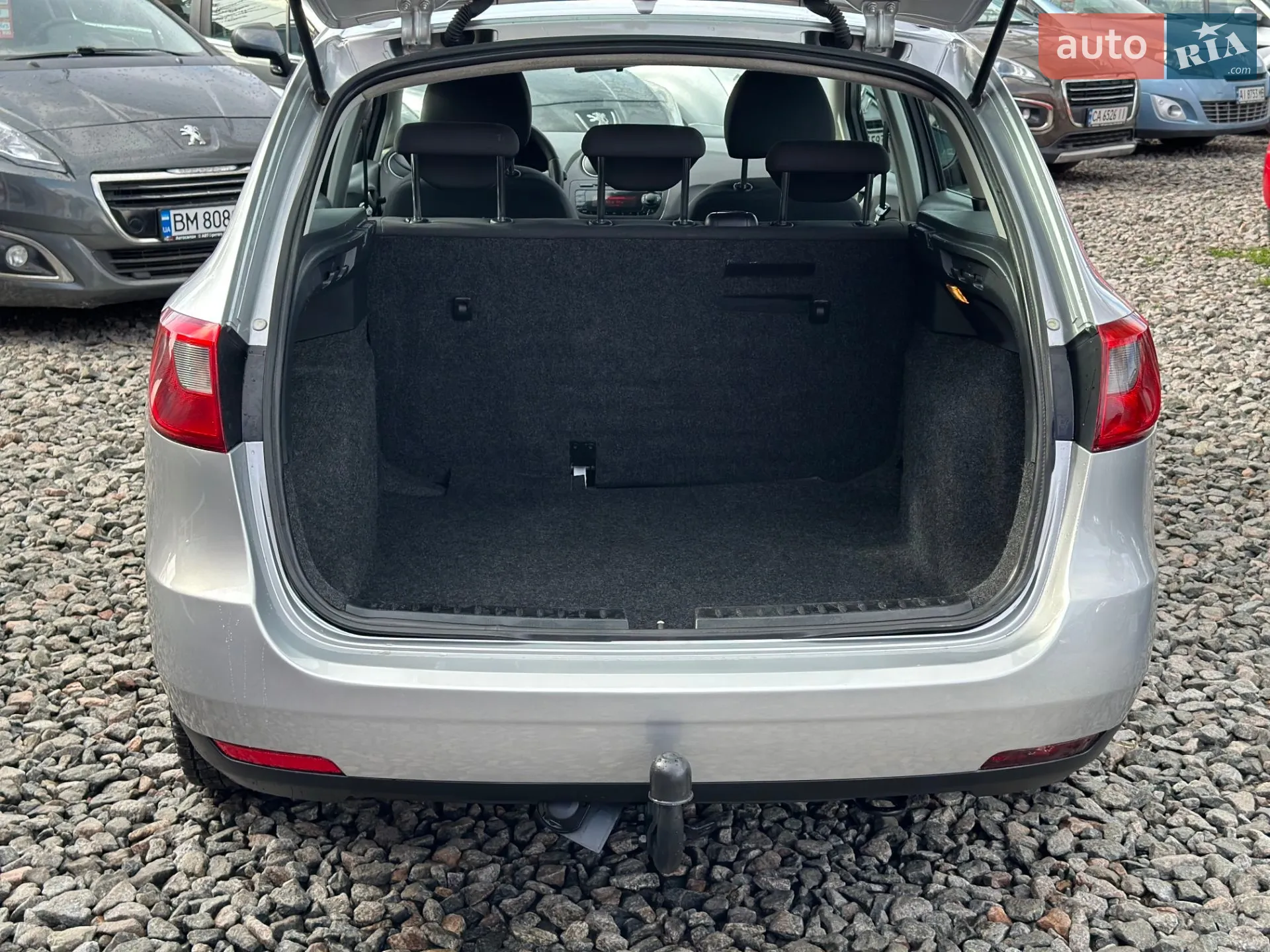 2011 SEAT Ibiza - мініатюра 17